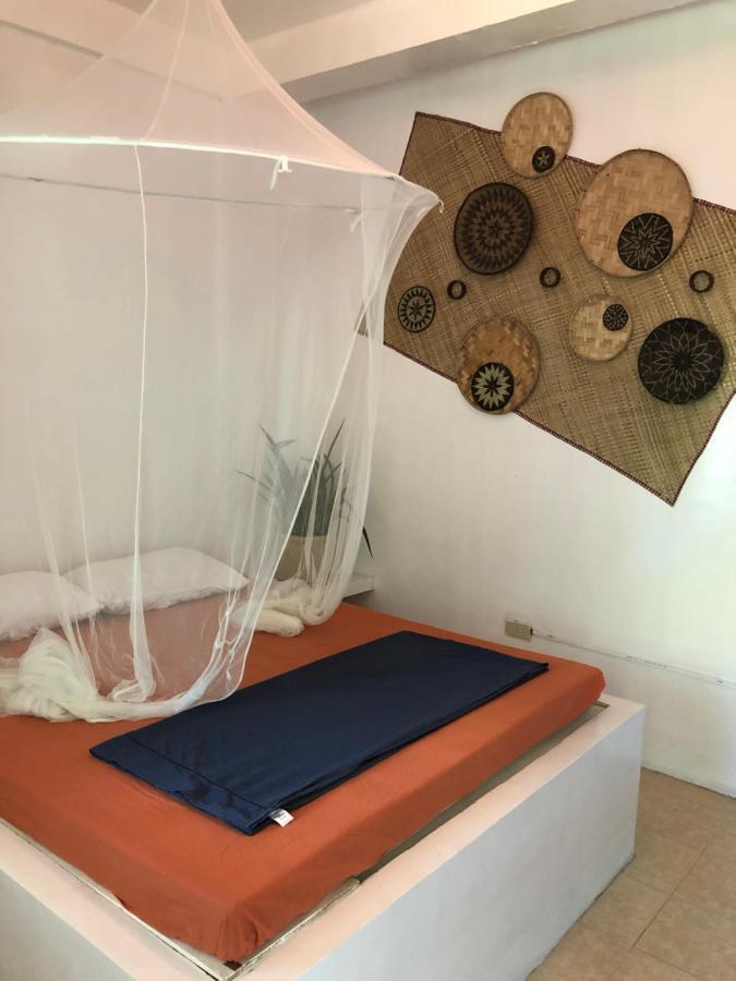 Puerto Galera Hostel מראה חיצוני תמונה
