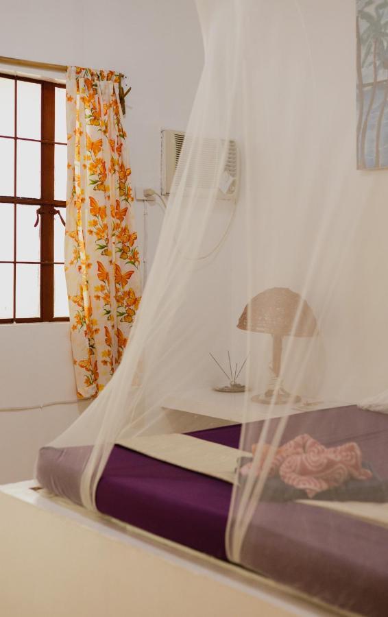 Puerto Galera Hostel מראה חיצוני תמונה